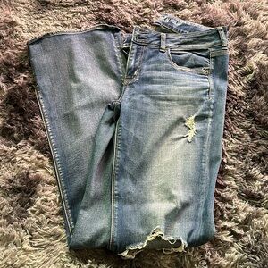 American Eagle women’s jeans